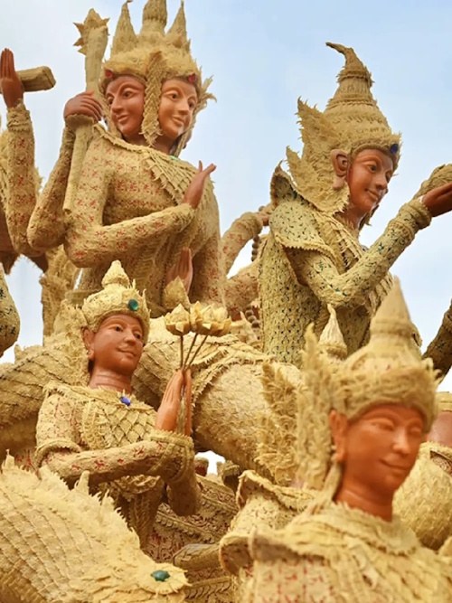 À Ubon Ratchathani, le festival des cierges compte parmi les célébrations bouddhiques du nord-est thaïlandais.